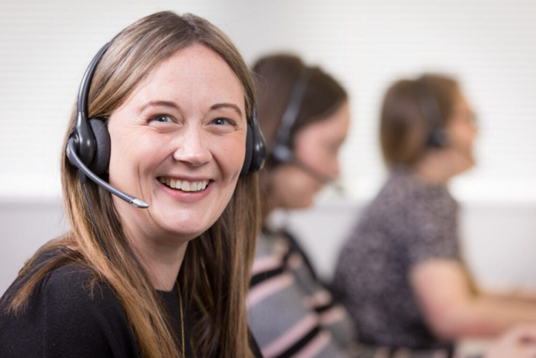 Finding the Right Call Answering Service in the UK
