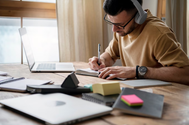 Master Your Time: 5 Tips for Staying Productive as a Freelance Writer