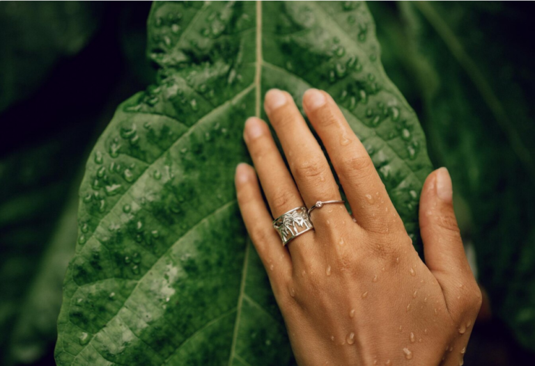 Elegance Unfolded: A Sparkle Like No Other